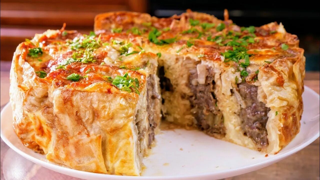 Кухня готовить рецепты видео. Кухня цыганки гали. ленивый пирог с мясом. цыганский мясной пирог. мясной пирог из лаваша с фаршем.