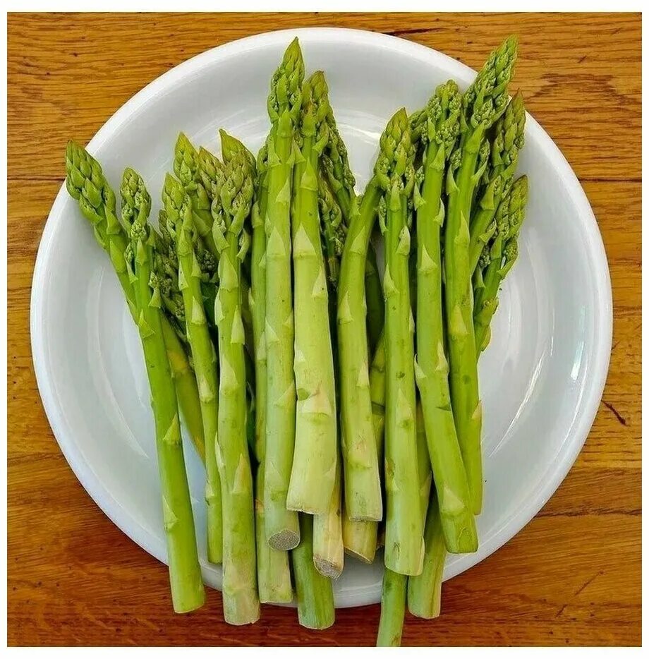 Спаржа водоросли. Соевая спаржа в магните. Чем полезна спаржа. Спаржа зеленая энергетическая ценность. Спаржа витамины.
