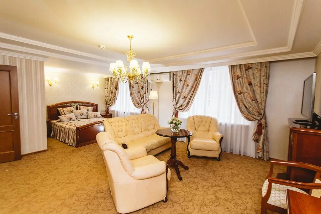 Отель Чайковский на Мира 3*, Чайковский, цены от 3200 руб. 101Hotels.com