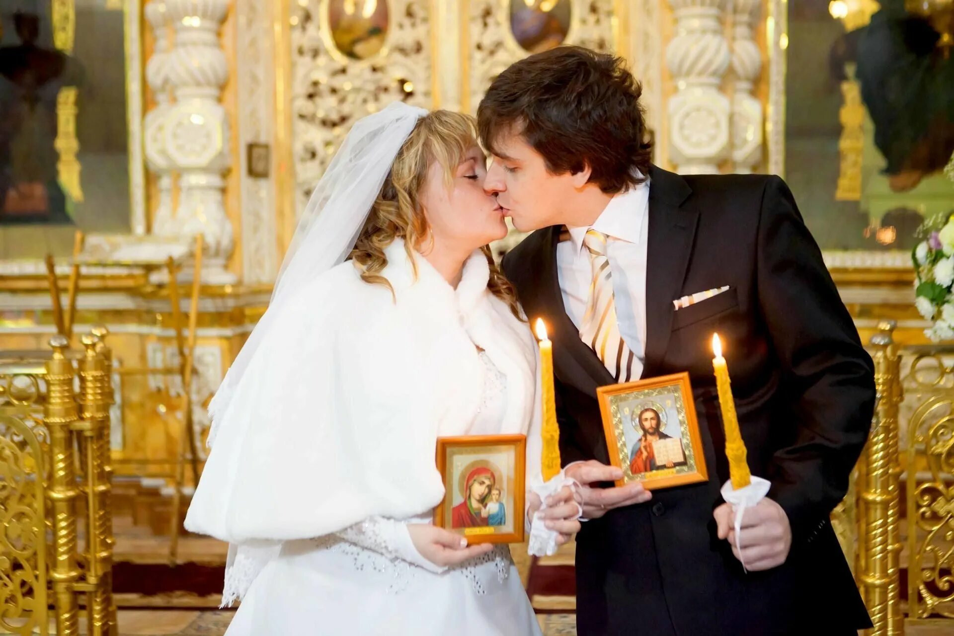 Обвенчанные. Православное венчание. Венчание фотосессия. Венчальное платье. Обвенчанные.