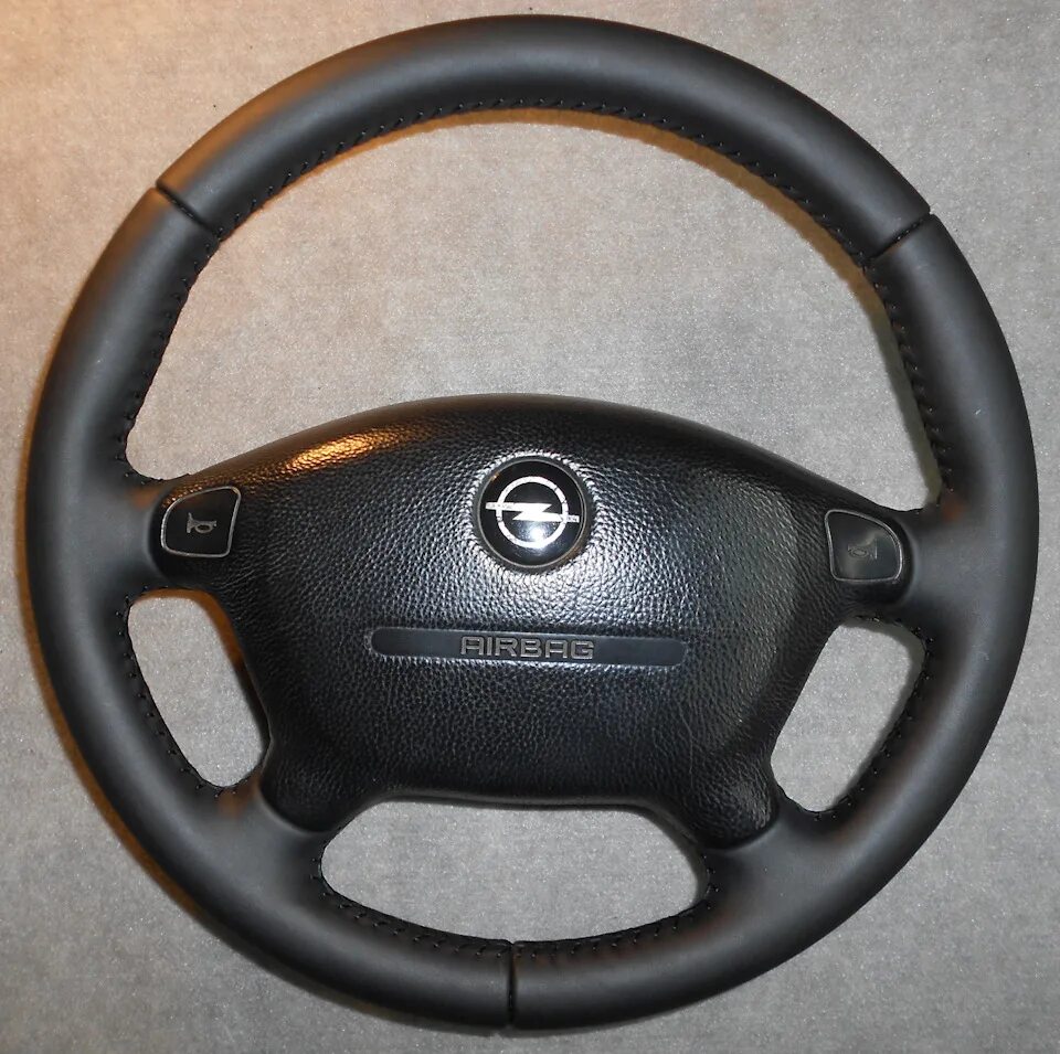 Руль опель. Руль опель. Перетянутый руль opel astra j. Руль опель антара 2012 руль. Руль опель.