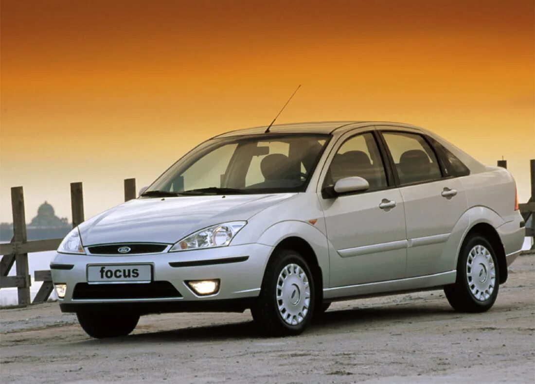 Форд фокус 1 2.0 купить. Ford Focus 1998 седан. Ford Focus 1998-2005. Форд фокус 1 седан 2005. Ford Focus 1 Рестайлинг.