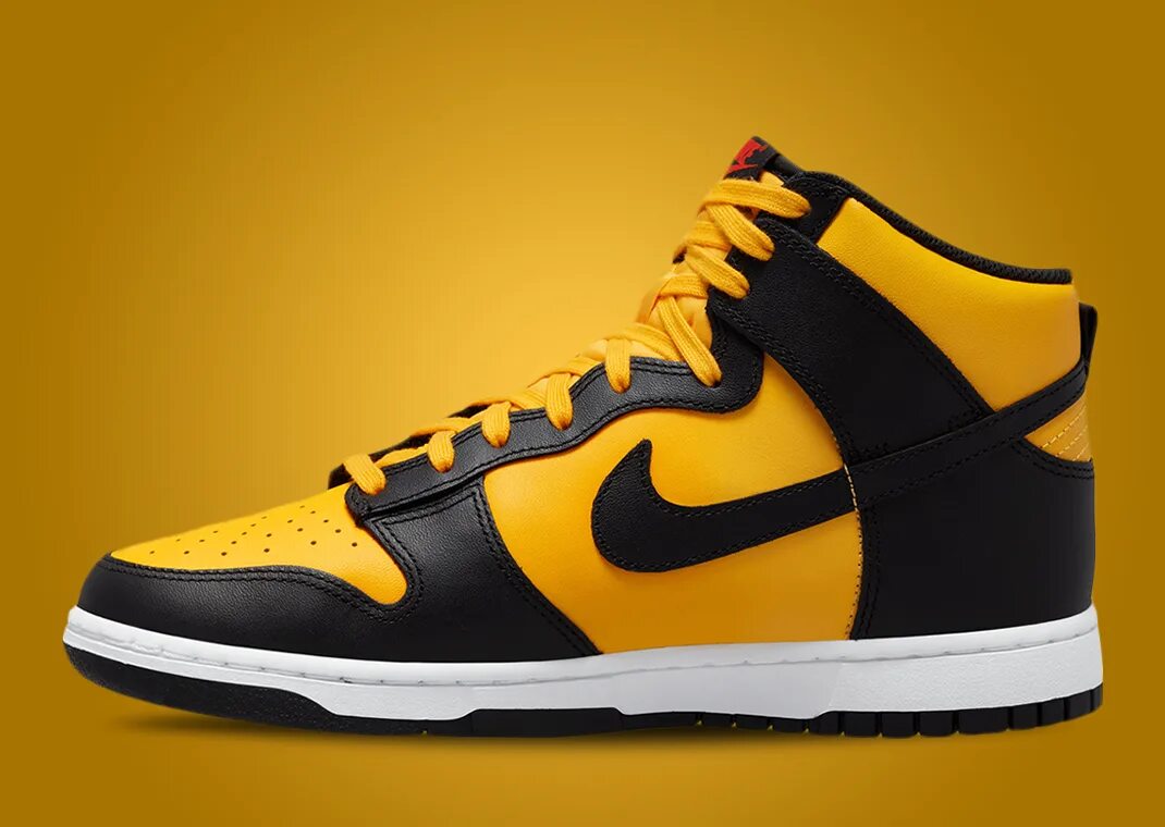 Nike dunk gold premium 2007 2008. Nike dunk. Nike dunk gold. Nike dunk low gold. Phantom dunk nike.
