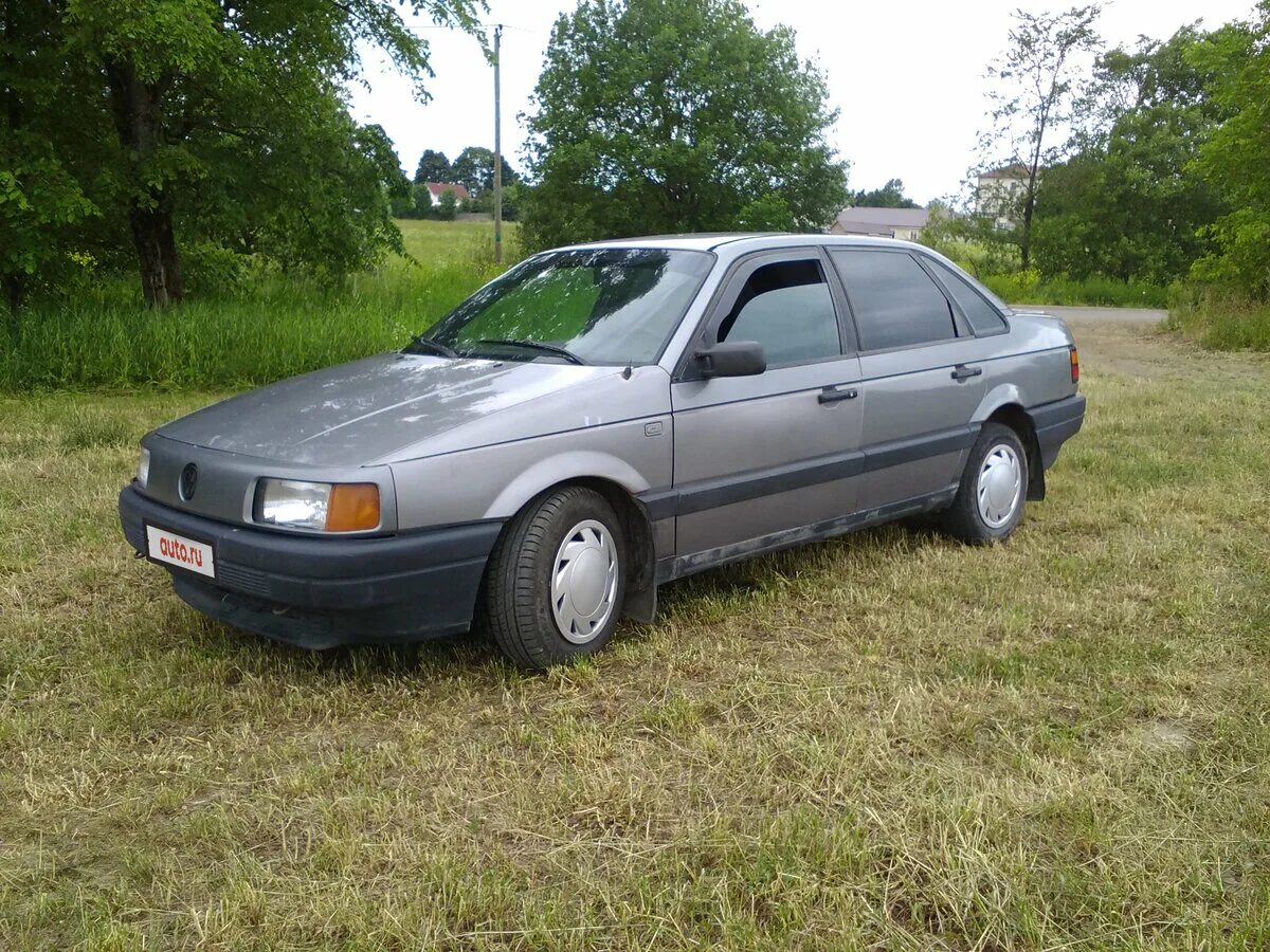 Фольксваген 1990 годов. Фольксваген Passat 1990. Passat b3 1990. Фольксваген Пассат в3 1990. Passat b4 седан 1990.