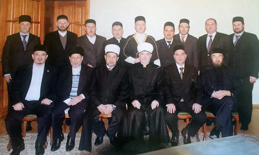 рустам валиуллин хазрат казань. сибагатулла хазрат. сулейман зарипов. сулейман хазрат набережные челны. имам хатыйб мечети булгар.