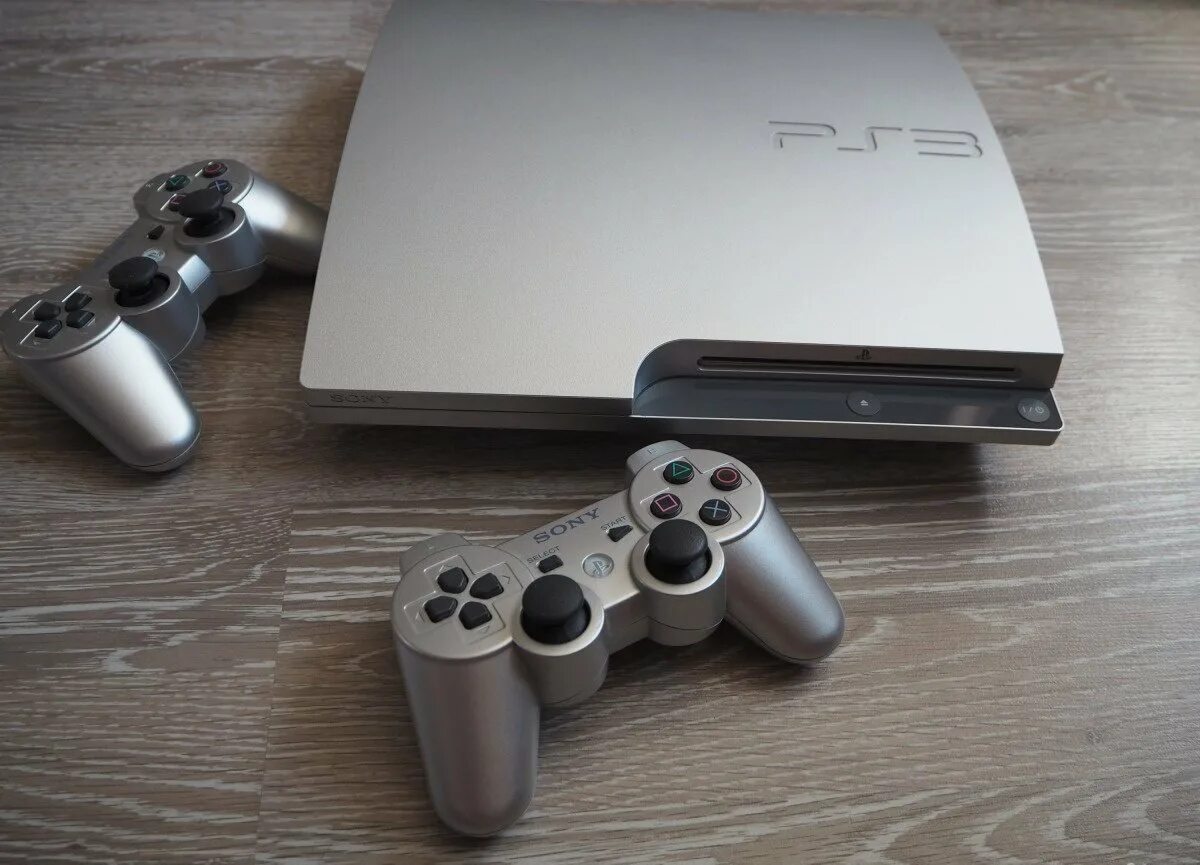 Куплю бу сони плейстейшен. Sony PLAYSTATION 3 55gb. Ps3 Silver Edition. Сони плейстейшен 3 редкая. PLAYSTATION 3 С беловатым.