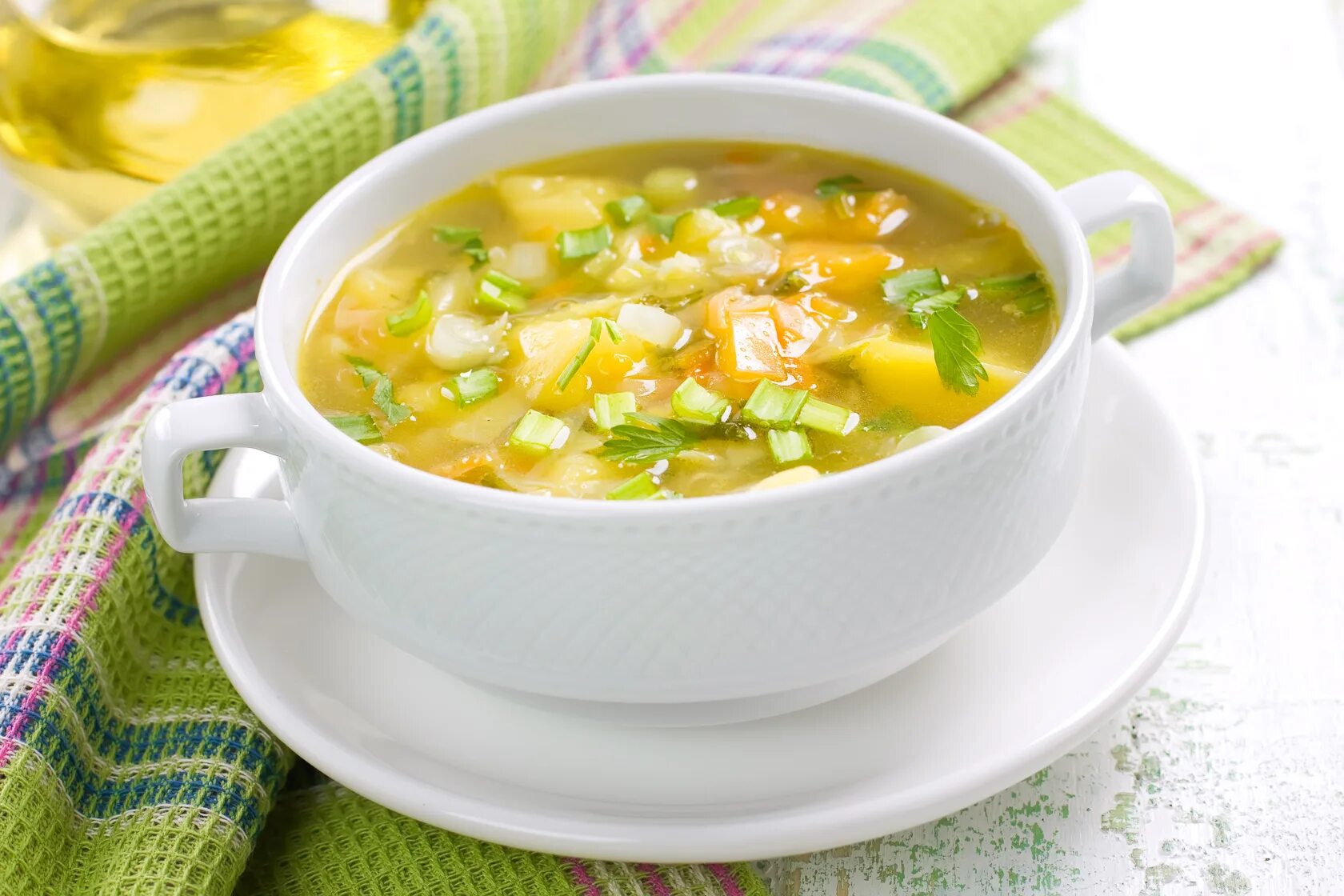 Де щи. Овощной суп боннский. Гороховый суп с копченостями ребрышками. Ceg. Постный овощной суп.