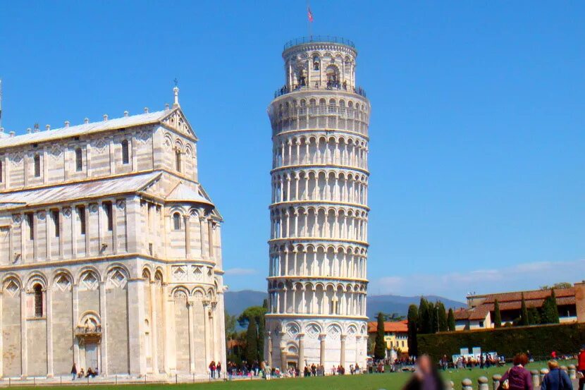 Падающая пизанская башня. Пизанская башня (пиза, италия). Пизанская башня (пиза, италия). Падающая башня в пизе. Пизанская башня (пиза, италия).