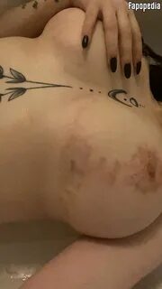 Luma Ferrari Nude OnlyFans Leaks 