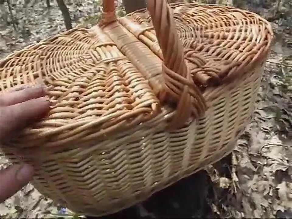 Видео корзинка. Плетеные корзины из ивы. Видео корзинка. Корзина из прутьев. Корзинка плетеная.