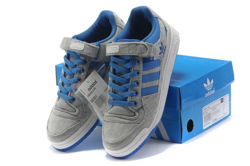 Адидас 84 голубые. Adidas forum Low 84 синие. Кроссовки женские adidas Original Blue. Adidas Originals forum Low синие.