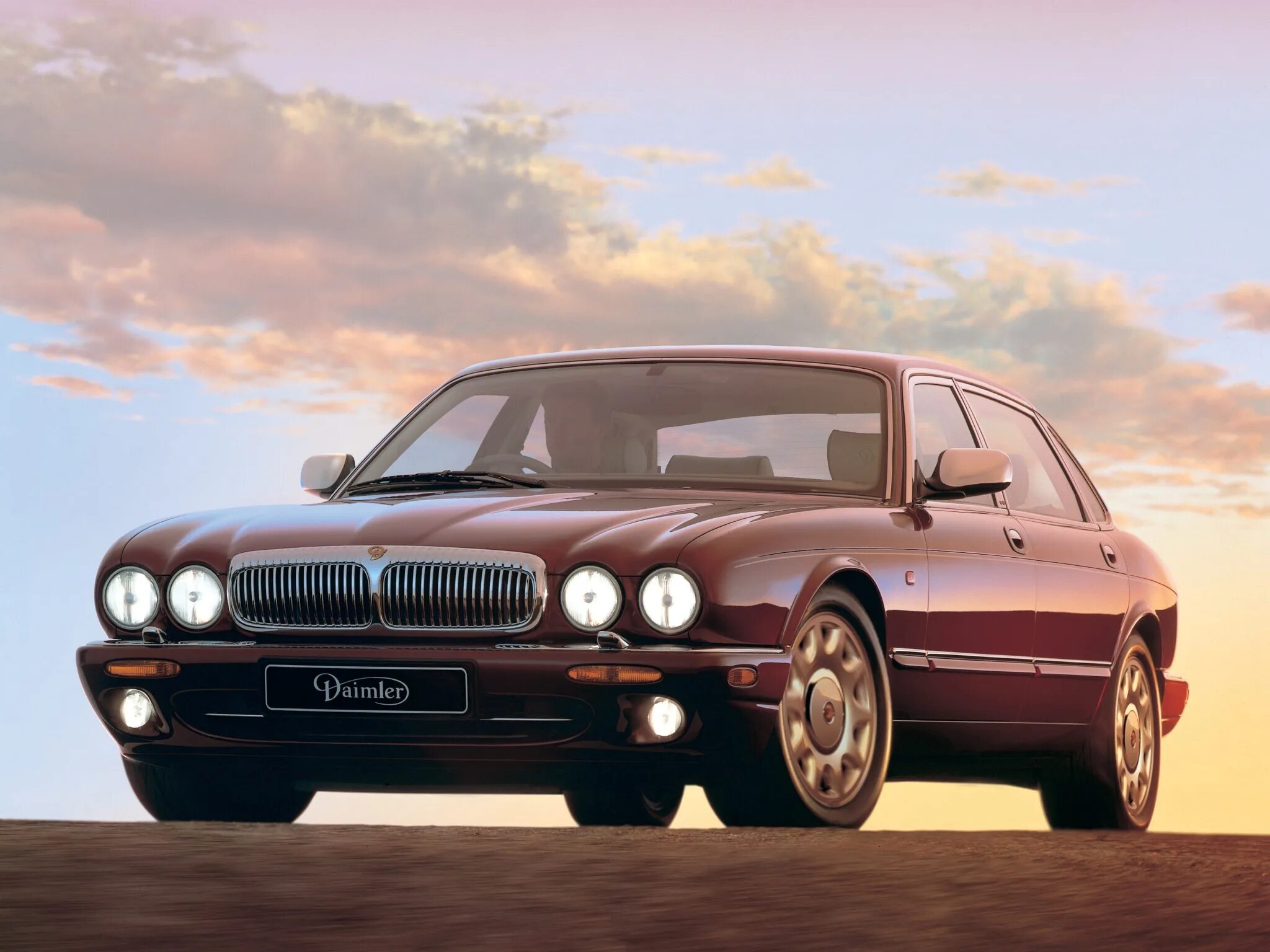 Daimler. Daimler x308 super eight. daimler v8. ягуар даймлер супер v8 1998. daimler машина.