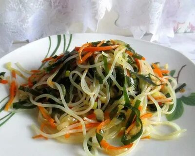 Фунчоза с овощами кабачком