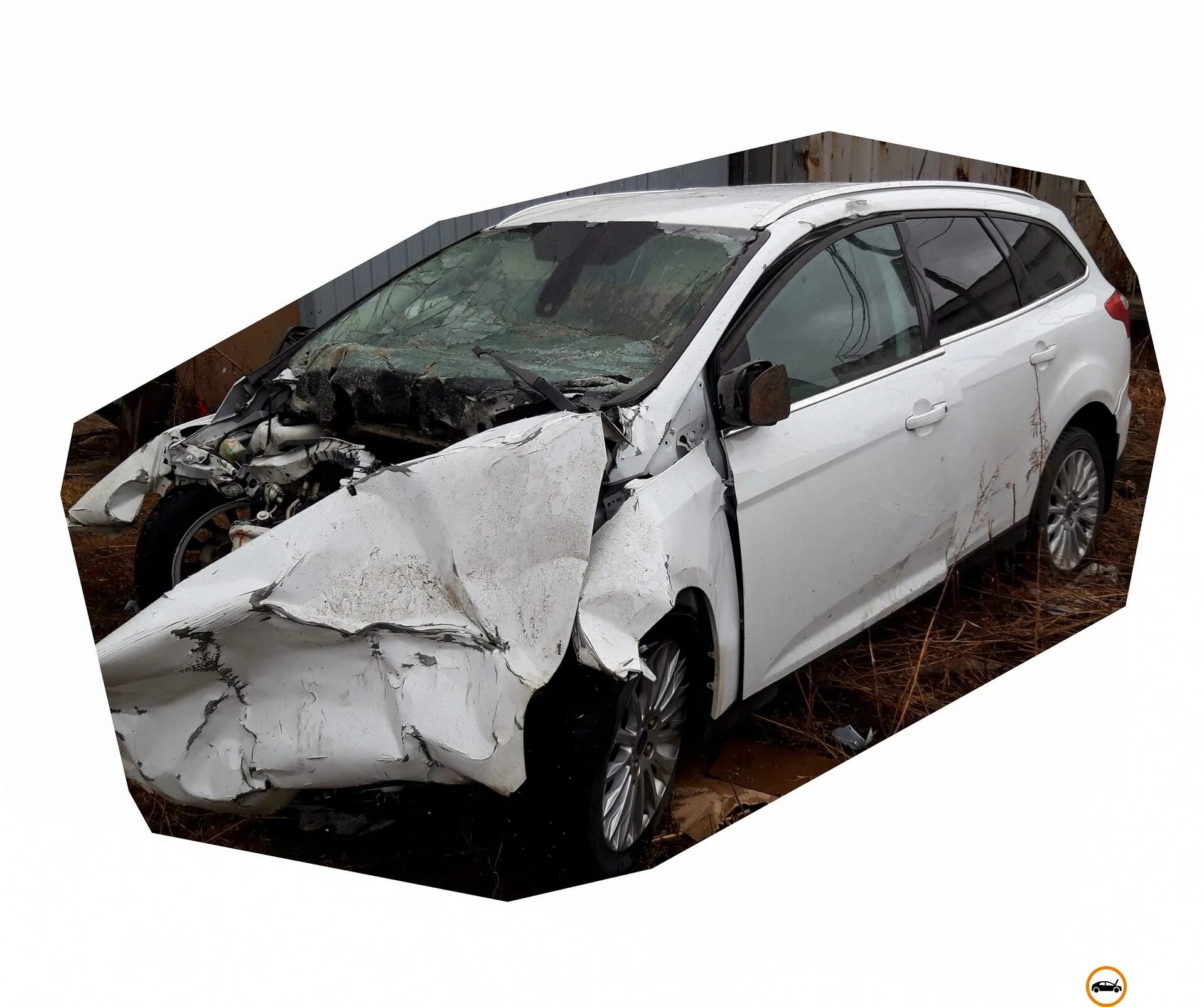 битые авто в красноярске. Mitsubishi outlander xl 2012 битый. Mitsubishi outlander 2012 битый. битая тойота королла. битые авто в красноярске.