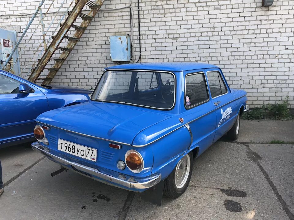Запорожец газ. Заз 966 черный. Москвич заз 968. Заз-966 «запорожец». Стоит машина запорожец бпан.