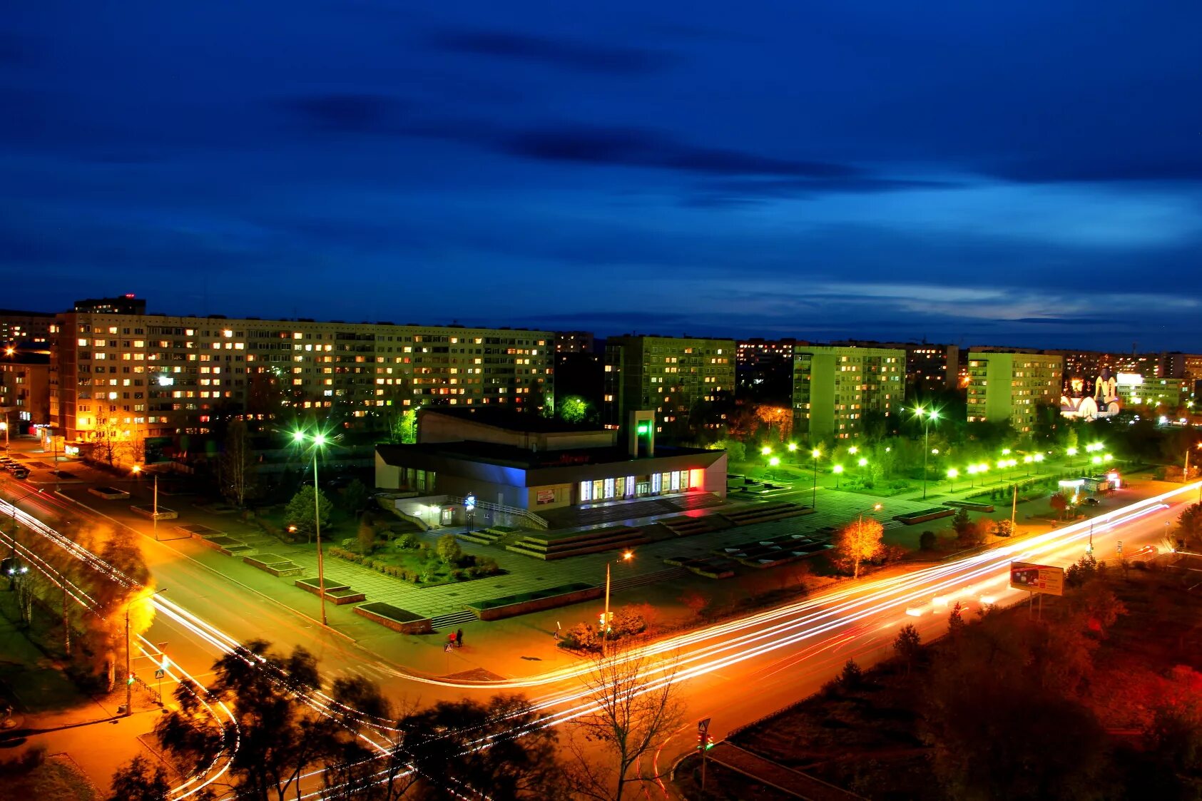 сколько в сосновоборске. сквер сосновоборск. площадь юбилейная сосновоборск. сосновоборск красноярский. сосновоборск красноярский край.