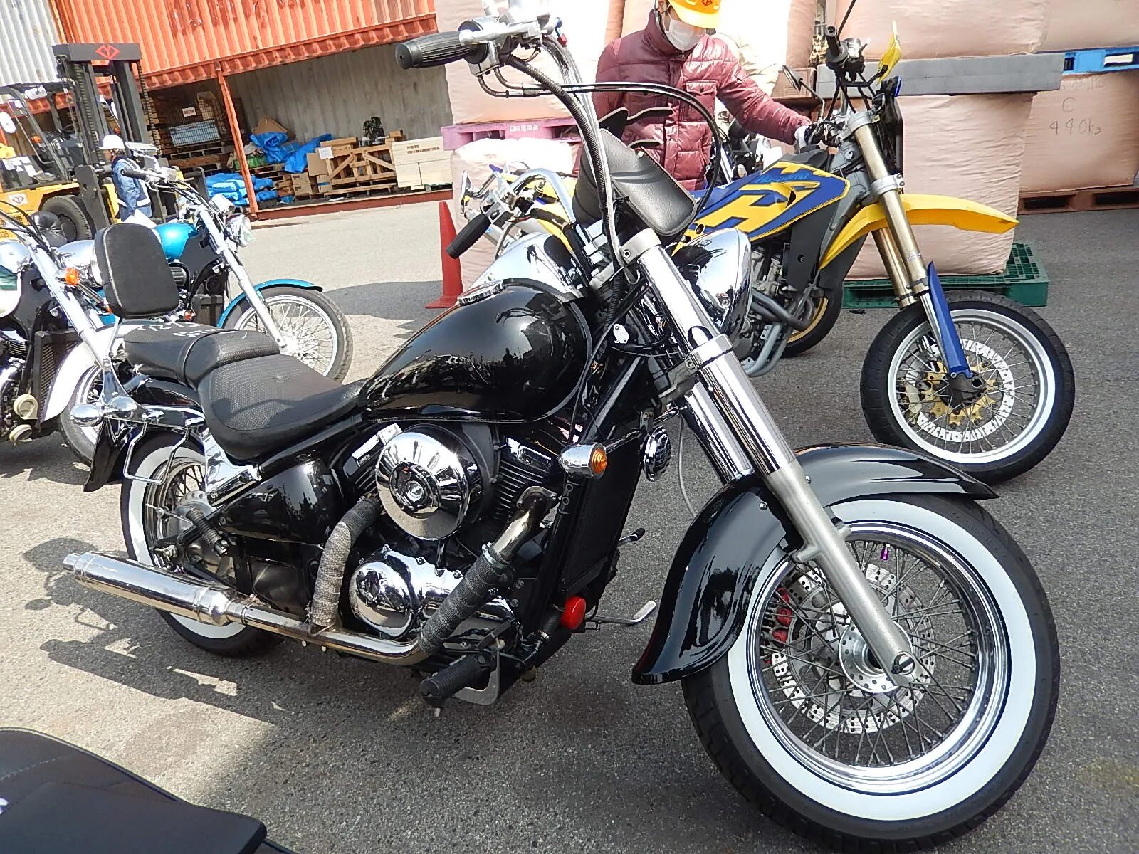 Kawasaki vn 400c vulcan. Вулкан 400. Kawasaki 400 классик. Kawasaki vulcan 400 classic. Кавасаки вулкан 400 классик.