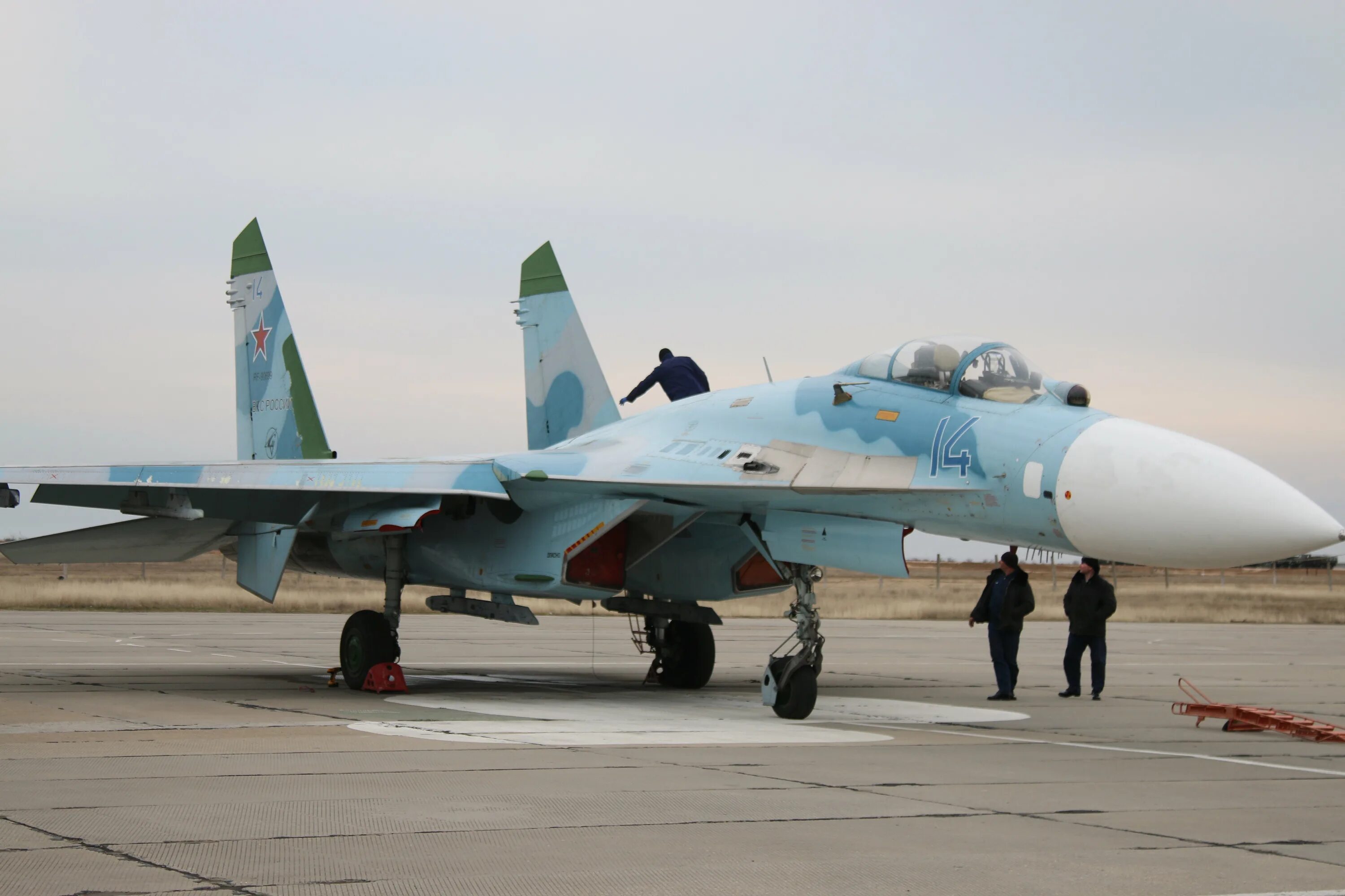 Су 27 1. Су-27 ВВС России. Су-27 Штурмовик. Су 27 ВКС РФ. ВВС РФ су27.