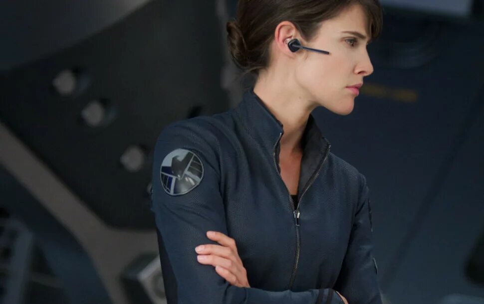 Maria hill. Коби Смолдерс Мстители. Коби Смолдерс агент Хилл.