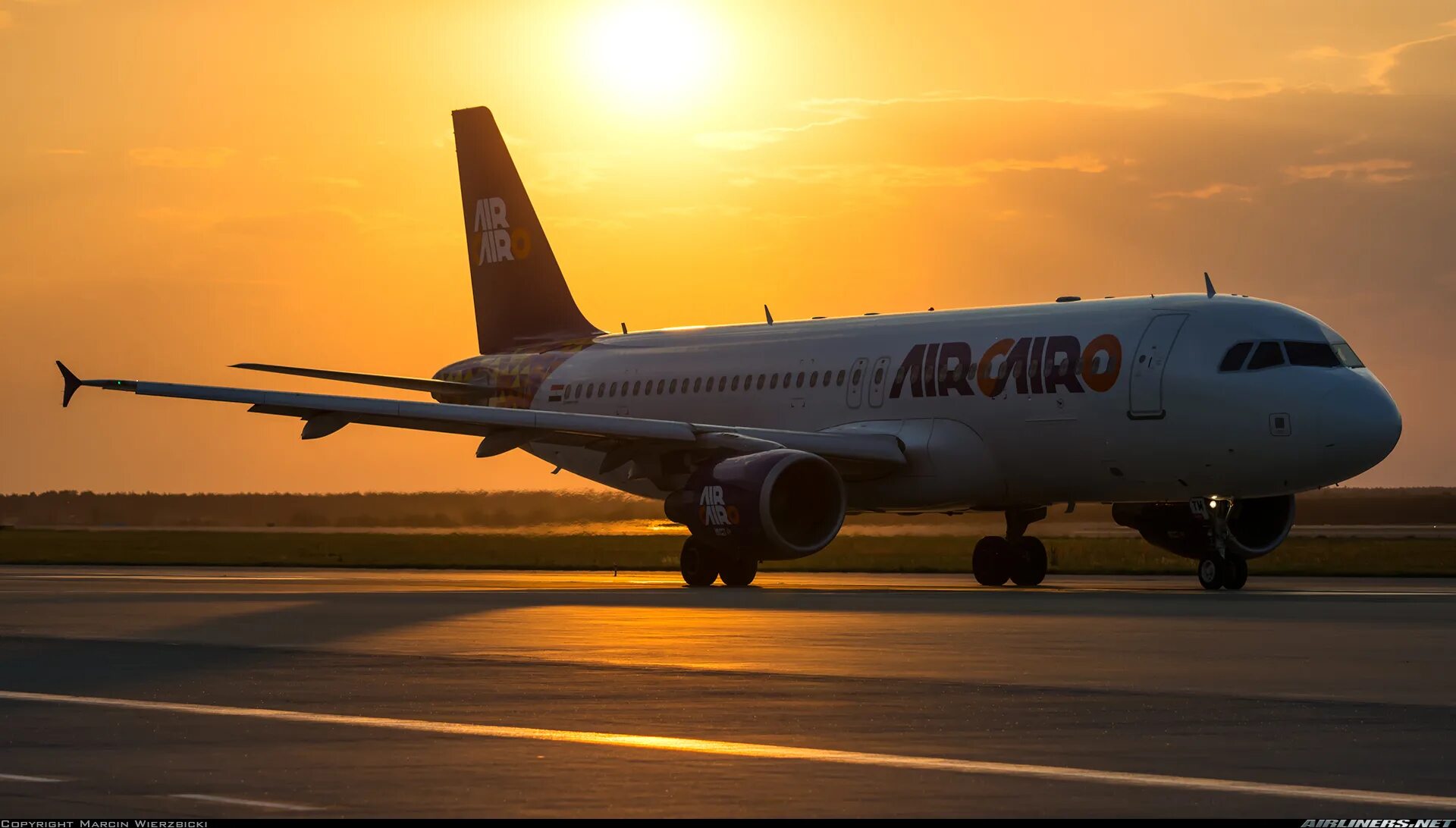 Air Cairo самолеты. Airbus 320 Air Cairo. Каир с самолета. Air Cairo салон самолета.