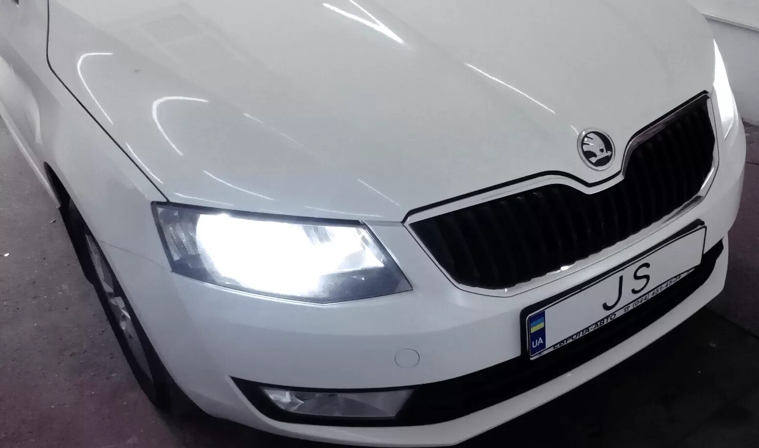 Octavia a7 led. Skoda octavia a7 led. led h7 skoda octavia a7. led лампы шкода октавия а7. шкода октавия а7 с лед лампами.