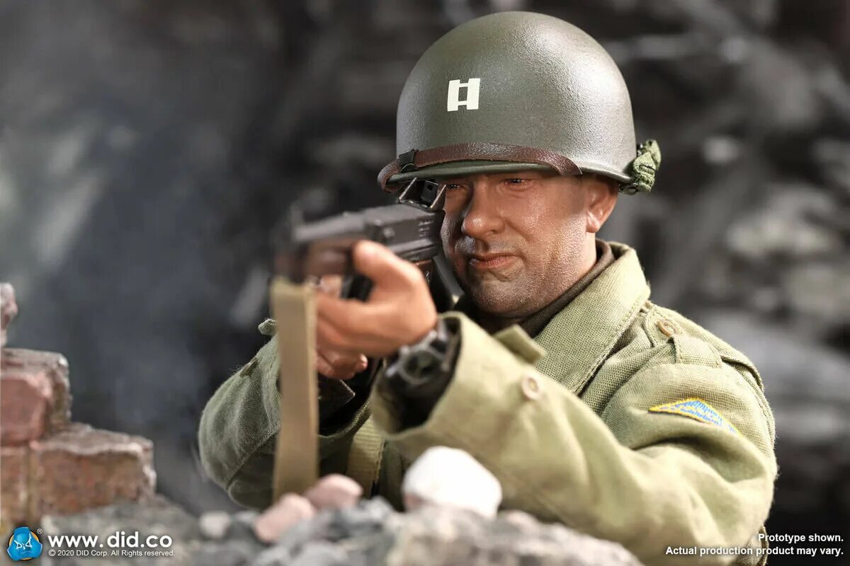 Капитан джон миллер. Captain miller. Captain miller фильм индия. Адам голдберг спасти рядового райана. Капитан том райан.