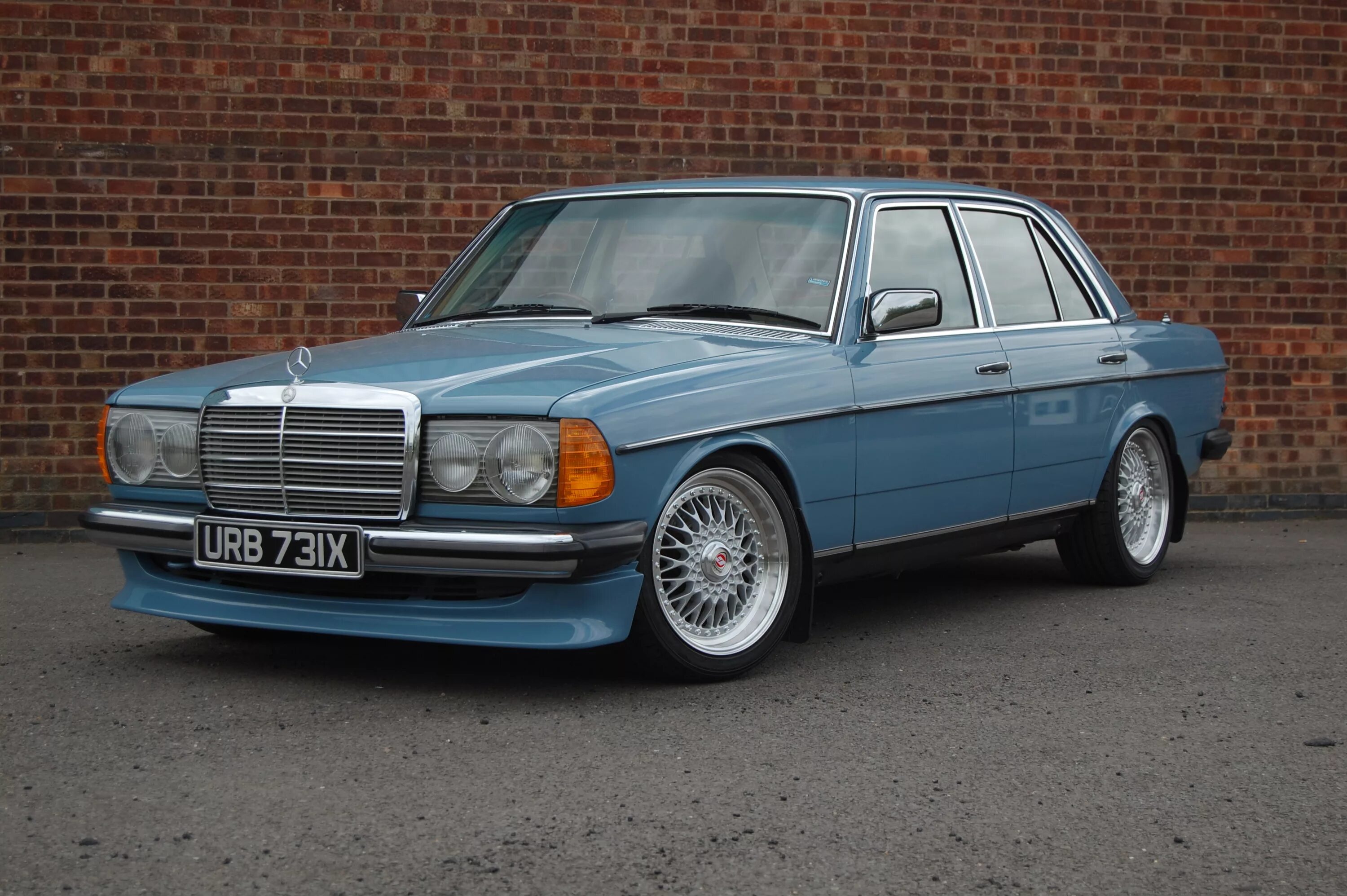 Mercedes 123 w123. W(123) mercedes-benz w123. Mercedes-benz w123. Mercedes benz w123 280e. Mercedes-benz w123 230.