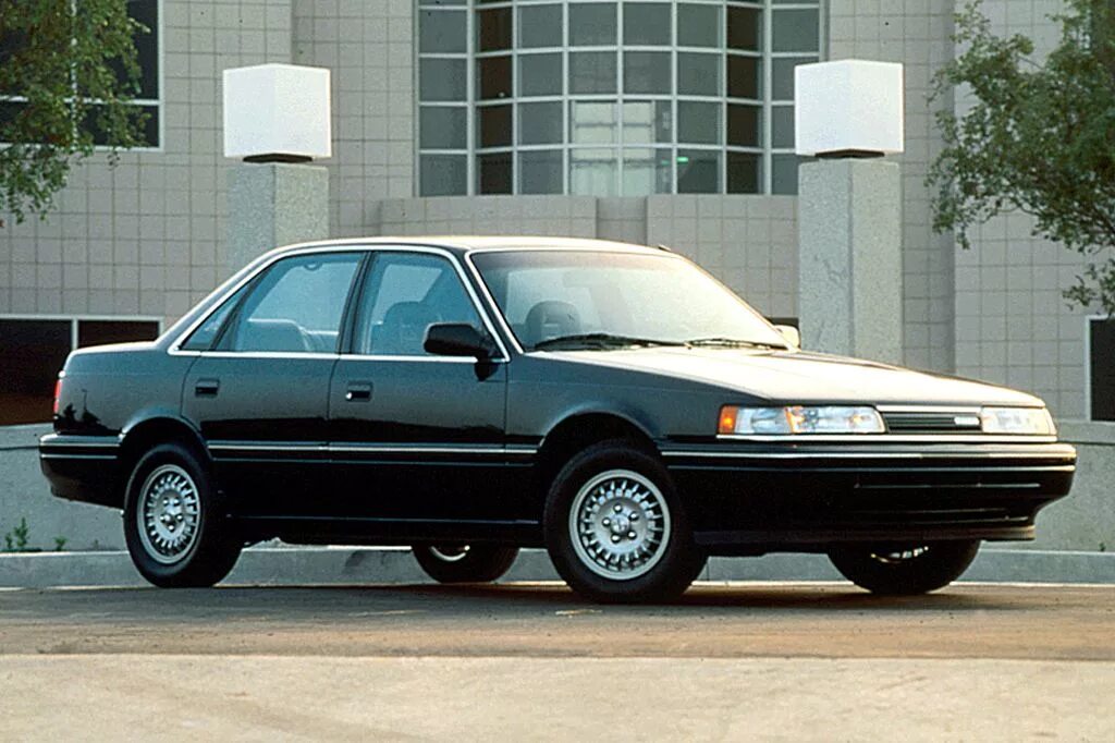 Мазда 1990 года. Мазда 626 1990. Mazda 626 GD 1990. Мазда 626 седан 1990. Мазда 626 1991.