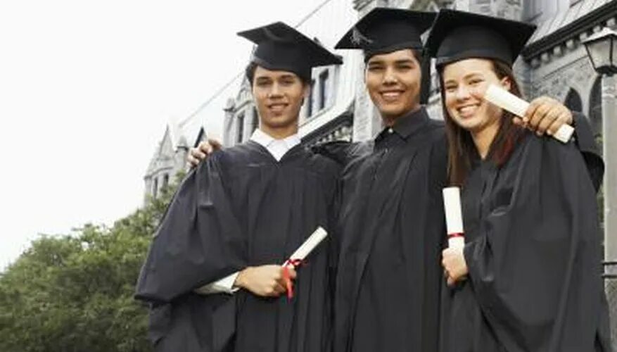 Distant education. College degree. A new educational program for school curriculum. Bachelors degree how many years. Degree is today.