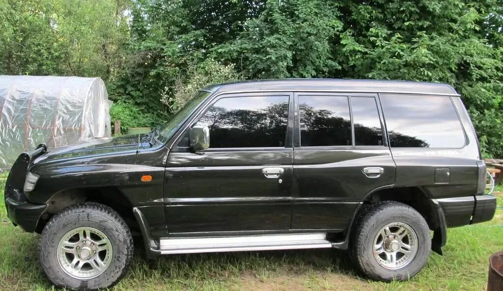 Mitsubishi pajero 98 год. Mitsubishi pajero 98 год. Митсубиси паджеро 1998. Мицубиси паджеро 98. Мицубиси паджеро 1998.