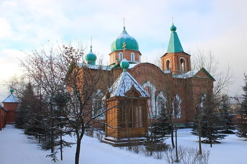 Тарасково монастырь сайт. Свято-Троицкий монастырь Тарасково. Село Тарасково Свято-Троицкий мужской монастырь. Тарасково монастырь Свердловская. Свято-Троицкий Всецарицынский мужской монастырь село Тарасково.