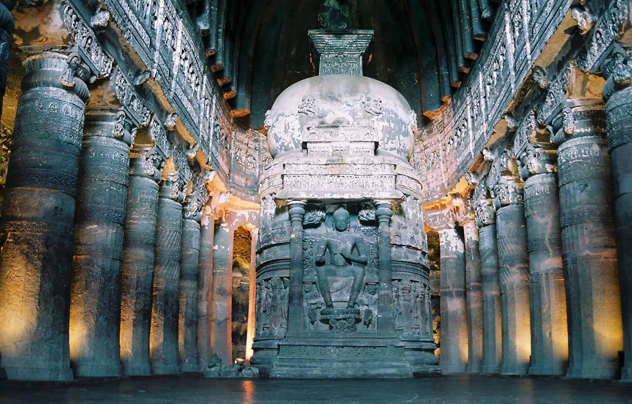 Храм паджвахе как открыть. Храм адинатха в ранакпуре. Храмы древней индии. Пещерные храмы эллоры индия. Пещерные храмы аджанты индия.