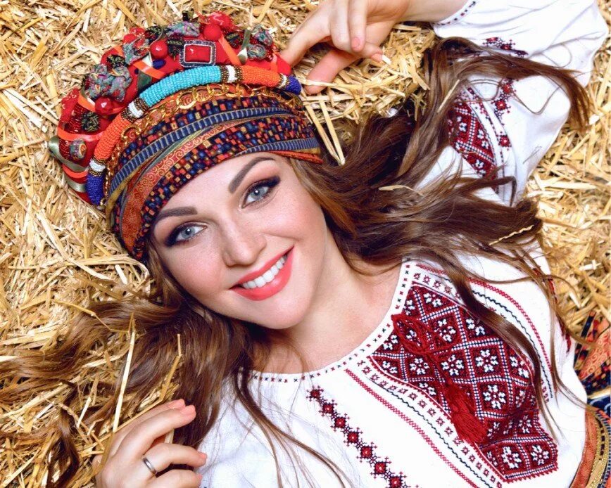 марина девятова народный артист. народные песни марины. певица марина девятова. исполнительница народных песен марина девятова. марина девятова.