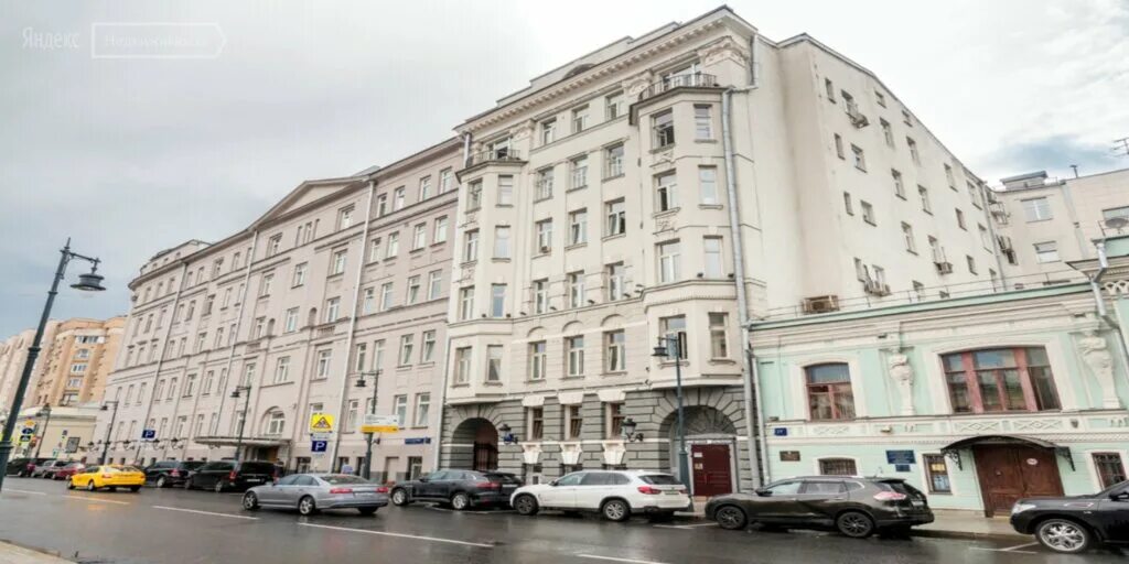 Малая дмитровка 1 стр 1. Малая дмитровка 8с1. Улица малая дмитровка, 8с4. Москва, ул. Москва, ул.