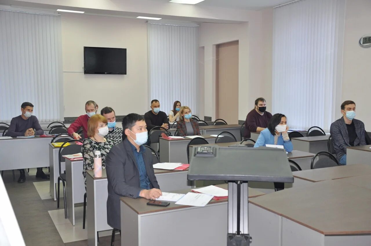 Форлабс игу. Игу факультет международного права. Исторический факультет иркутского государственного университета. Щегалева игу. Nuuz faculty of foreign philology.