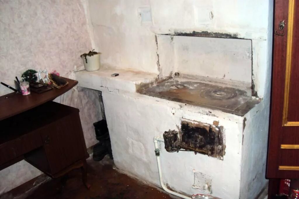 газ в печку в доме. печка с котлом водяного отопления на дровах. пожар из за печи. печь для бани из кирпича. газ в печку в доме.