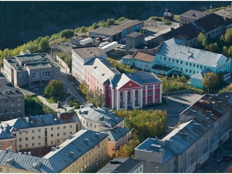Нп титан мурманская область. П. П. Титан кировск. Поселок титан мурманская область.