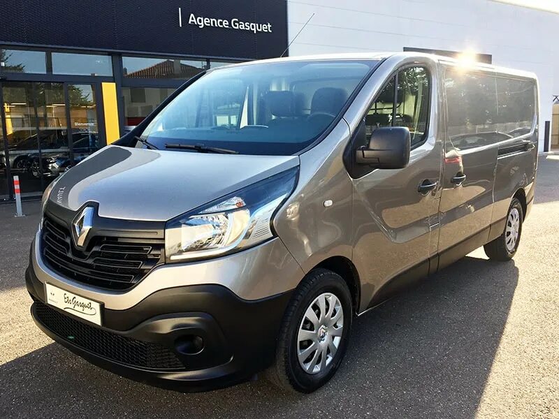 Рено трафик отзывы. Рено трафик h1l2. Renault Trafic III. Рено трафик св l2н1р2мg. Рено трафик 4 версия.