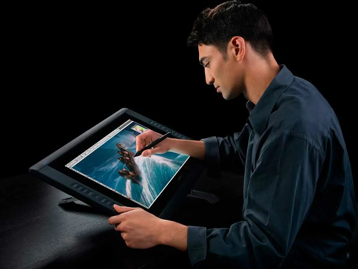 Как сделать планшет графическим планшетом для пк. Планшет wacom cintiq. wacom cintiq 22hd. wacom cintiq 22. wacom cintiq 22hd dtk-2200.
