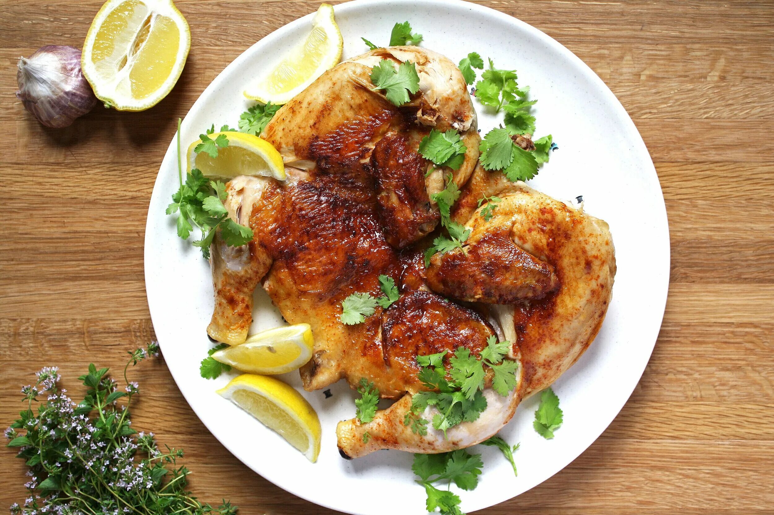 Как готовить курицу табака. Курица табака. жареная курица табака. цыпленок табака. тандуркабоб куры табака.