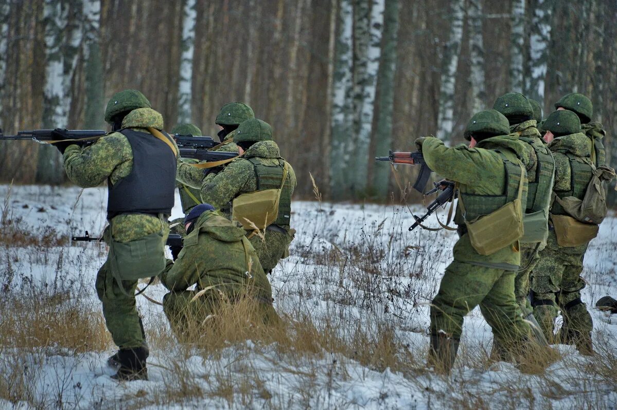 Российские военные. Разведка вс РФ. Боец вс РФ. Солдаты вс РФ на Украине. Добровольцы вс рф