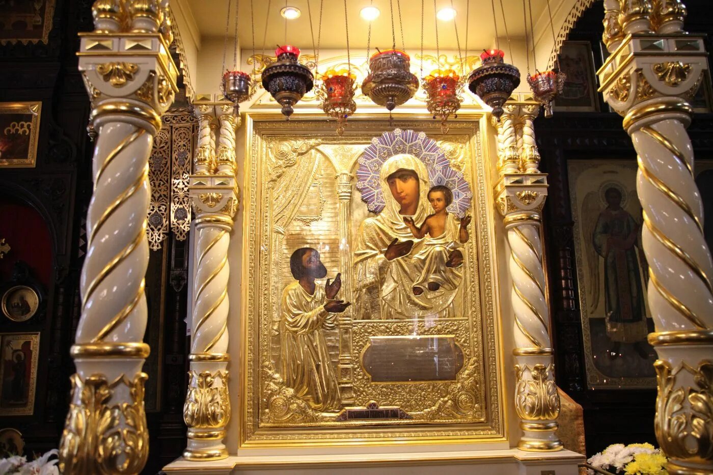 Храм иконы божией матери нечаянная радость некрасовский. Храм иконы нечаянная радость. Храм нечаяная радость. Икона нечаянная радость в ильинском храме. Церковь иконы нечаянная радость волгоград.