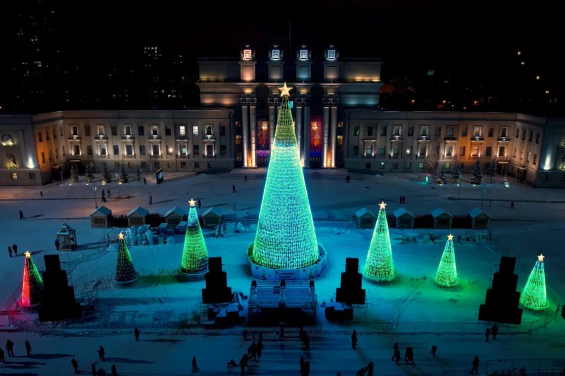 Елка на пл куйбышева самара 2022. Площадь куйбышева самара 2021. Площадь куйбышева самара. Елка на площади куйбышева в самаре 2023. Новогодняя площадь куйбышева в самаре 2023.