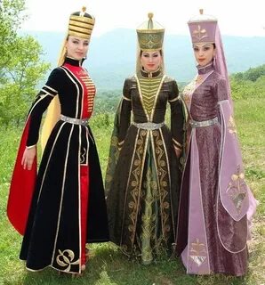 Национальный костюм адыгейцев
