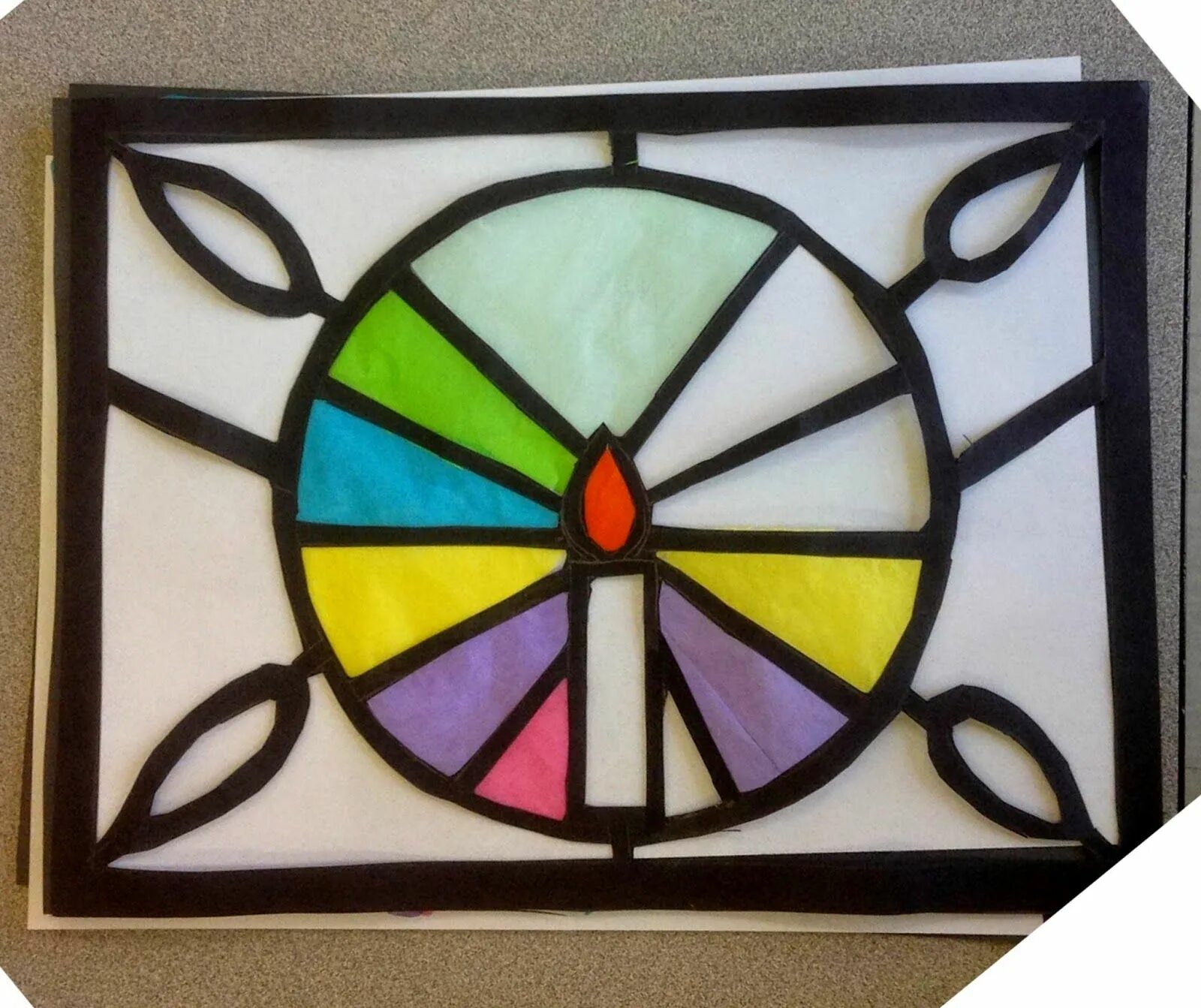 Витраж тиффани дерево. Витраж тиффани попугай. Поделки витраж. Витраж тиффани домики. Витраж мастер класс.