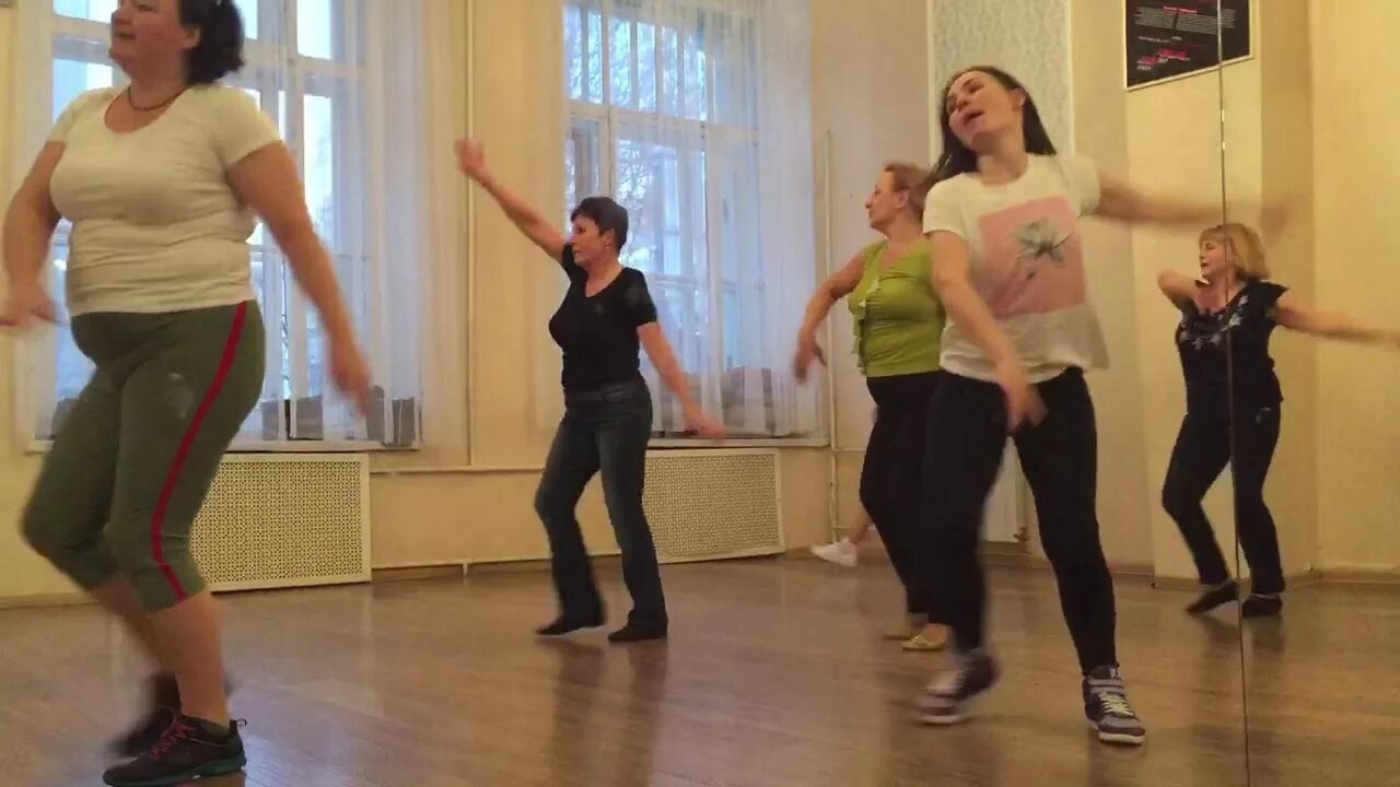 Восточные танцы занятия. Уроки танца 50. Танцевальная аэробика для пожилых. Уроки танца 50. Танцевальная аэробика для пожилых.
