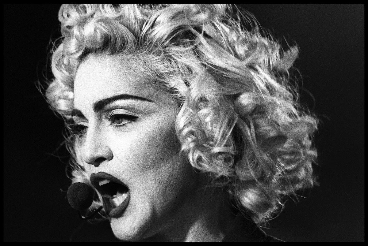 Like madonna песня. Likeness Мадонну. Мадонна видео. Madonna – like a Prayer. Madonna like a Prayer обложка.