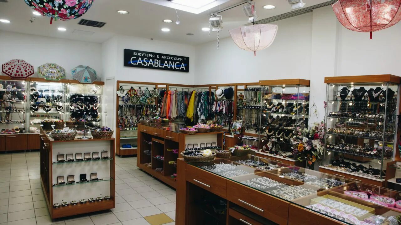 Магазин касабланка. Casablanca база махачкала. Магазин касабланка. Касабланка новороссийск. Касабланка аэропорт мохамед.