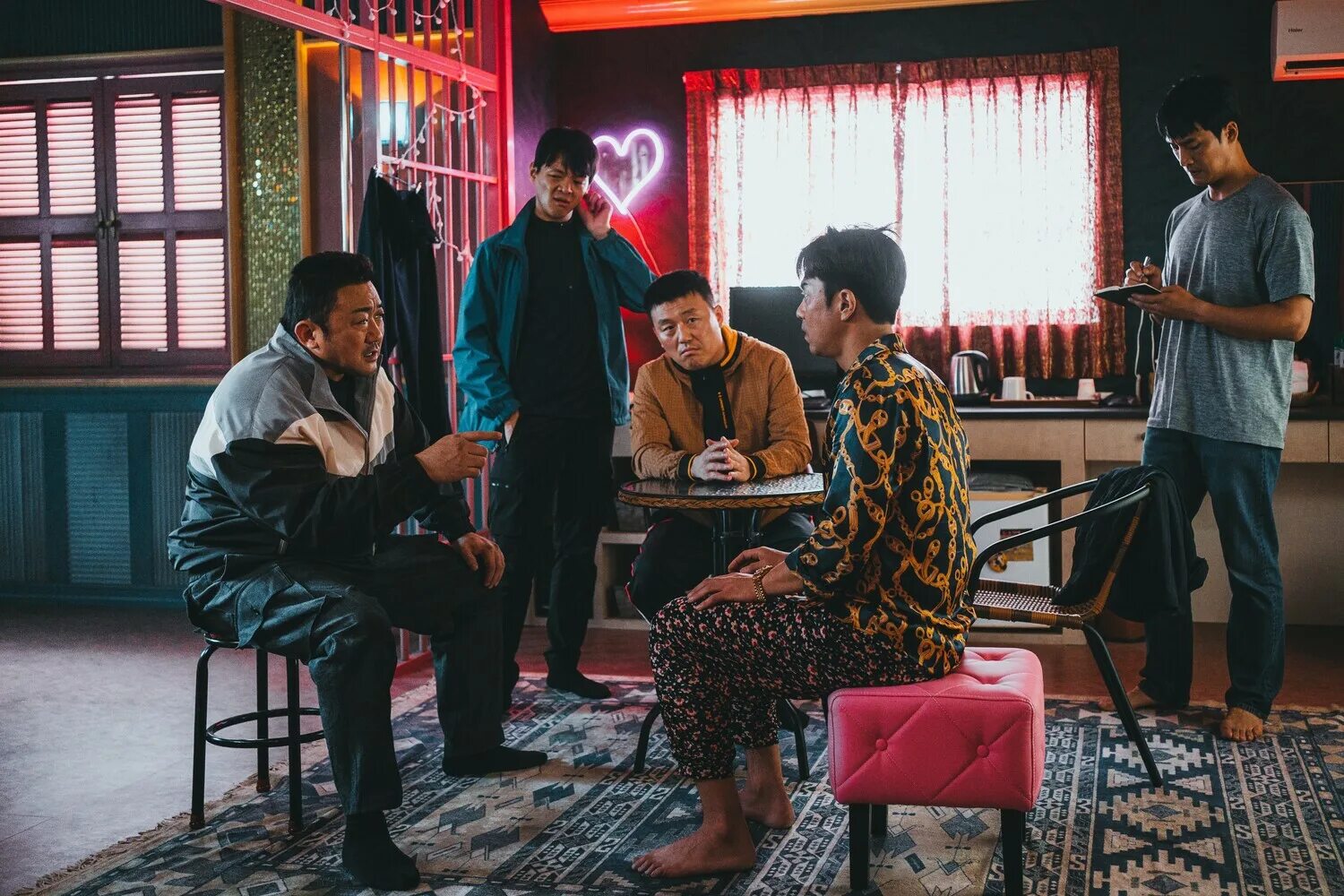 криминальный город 3: разборки в пусане. город разборки в пусане. город разборки в пусане. ма дон-сок криминальный город. криминальный город в пусане.