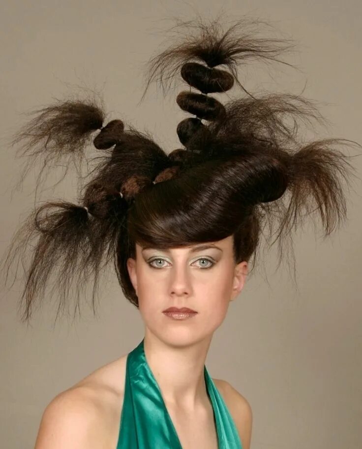 прическа хвост с начесом Поиск в Google Cabelo liso para casamento, Penteados